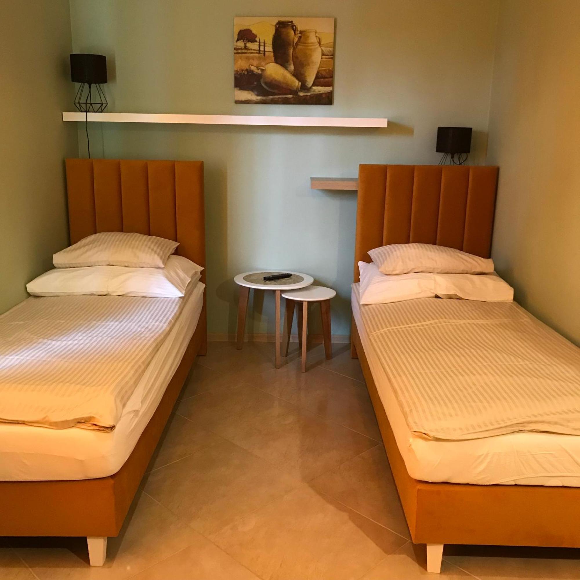 Noclegi Viva Mszczonów Extérieur photo